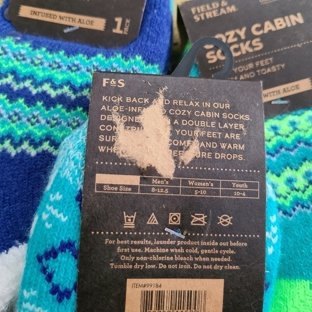 3 Pairs of Aloe Infused Cozy Cabin Socks, Youth Size 10 - 4